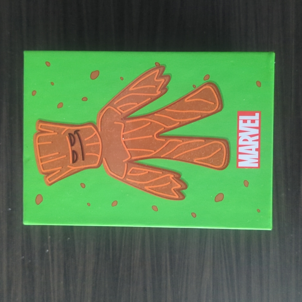 Marvel Holiday ''Gingerbread'' MagicBand 2 Limited Edition New in Box